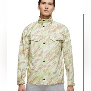 Nike Men's Lightweight Camouflage Woven Players Jacket